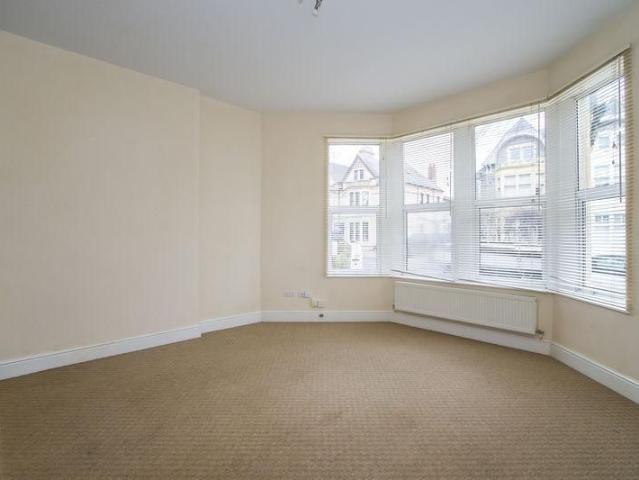 Apartment for rent in Penarth, Wales