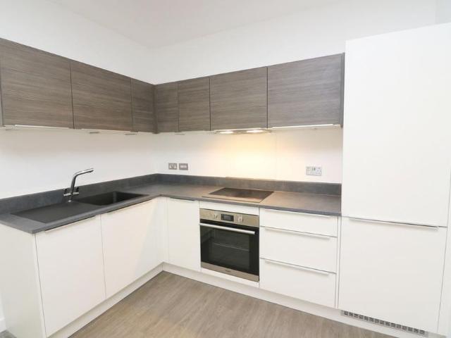 Apartment for rent in Egham, Runnymede