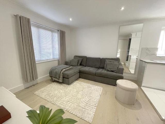 Apartment for rent in Cranborne, Hertsmere