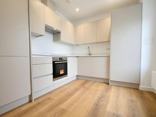 Apartment for rent in Birch Green, Lower Halliford