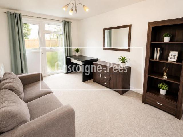 Apartment for rent in Westborough, Surrey