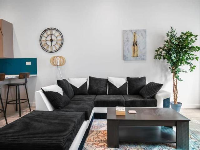 Apartment for rent in Horsell, Woking