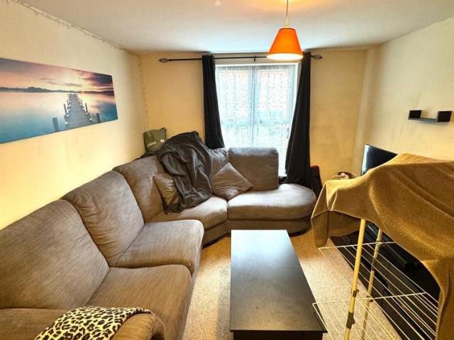 Apartment for rent in Kingswood, Cadbury Heath