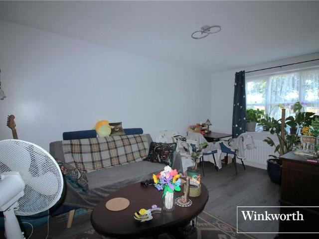 Apartment for rent in Elstree and Borehamwood, Borehamwood