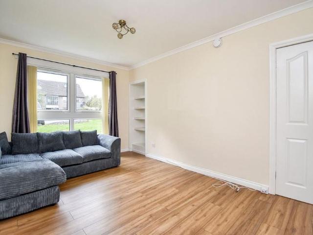 Apartment for rent in Kilsyth, Scotland