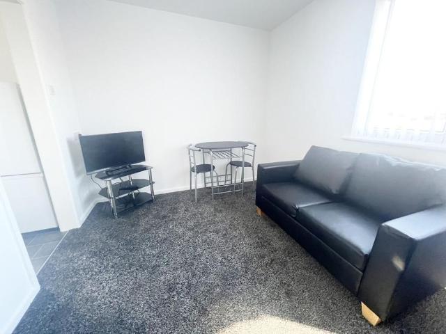 Apartment for rent in Hough Green, Widnes
