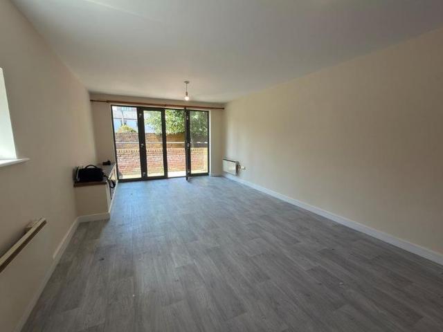 Apartment for rent in All Saints, Bilston