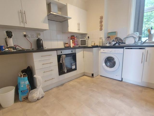 Apartment for rent in Frizinghall, West Yorkshire