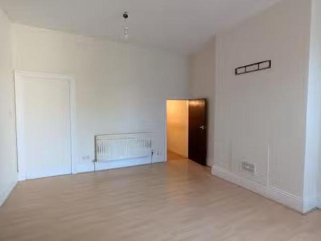House for rent in Netherton, West Yorkshire