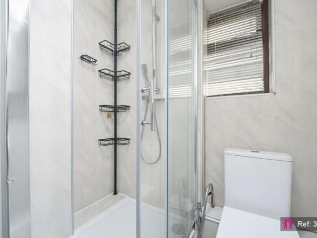Maisonette for rent in London Borough of Ealing, Greater London