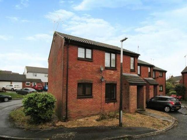 House for rent in Lyons, Greater London