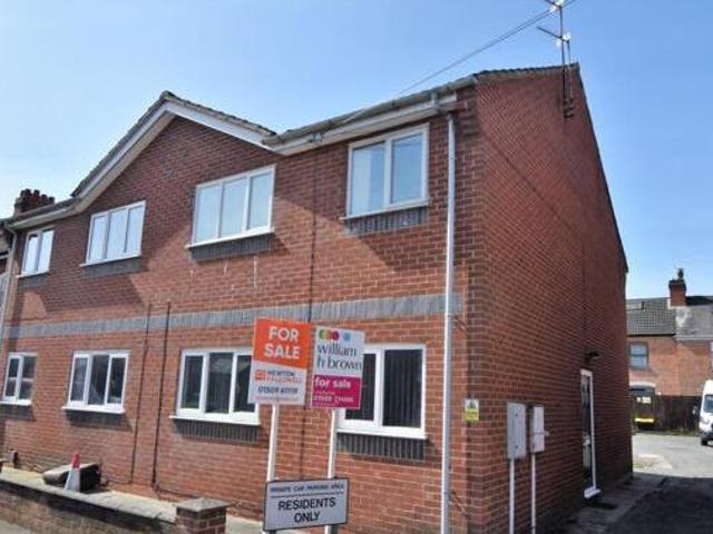 House for sale in Elmfield, Leicestershire
