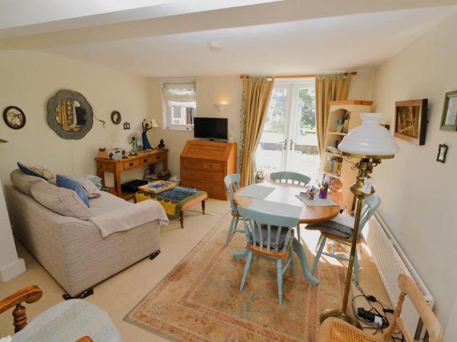 House for rent in Windlesham, Surrey Heath