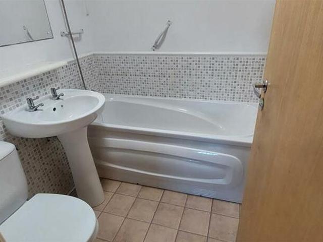 House for rent in Victoria Farm, West Midlands
