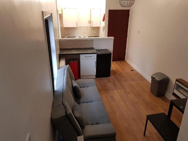 House for rent in Clarendon Park, Leicester