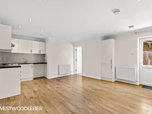 House for rent in Wormley, Broxbourne