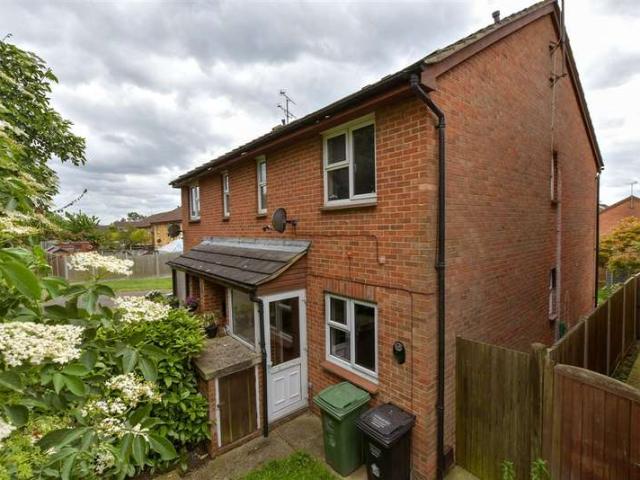 Maisonette for sale in Wickford