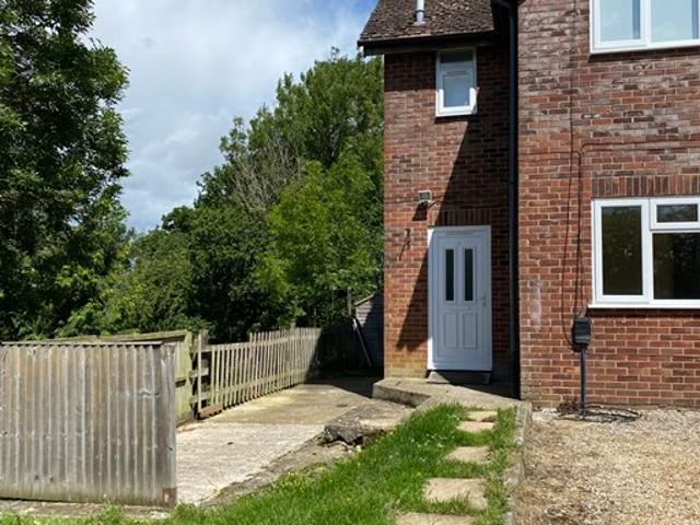 Apartment for rent in Shaw, West Berkshire
