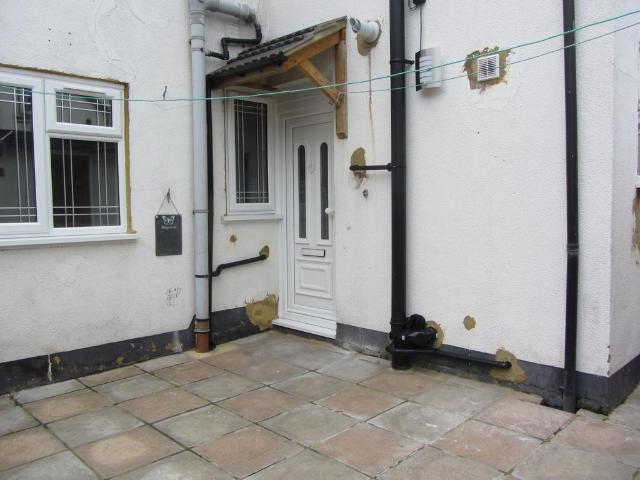 Flat for sale in Sheerwater, Woking