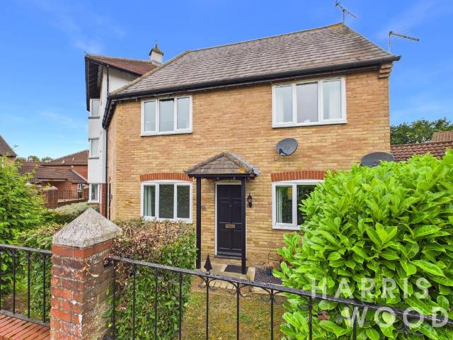 Flat for sale in Fordham Heath, Essex
