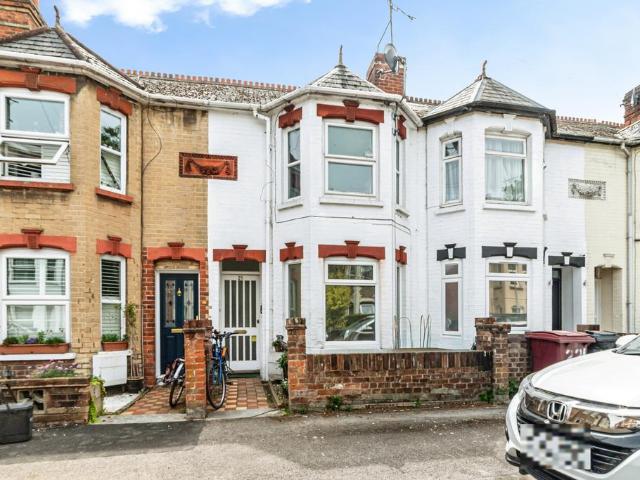 Flat for sale in Reading West, Reading