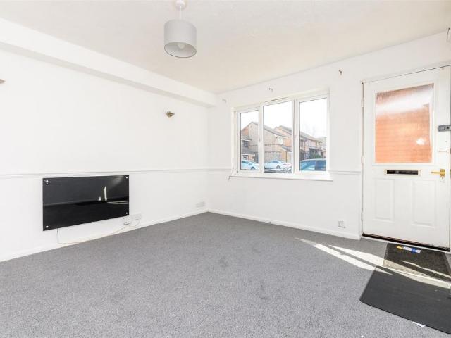 Flat for sale in Gravesend, Gravesham