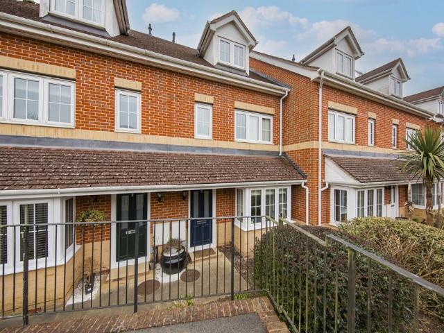 Flat for sale in Ferndale, Sandown Park