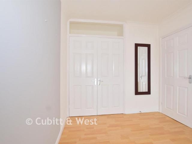 Flat for sale in Broadfield, Crawley