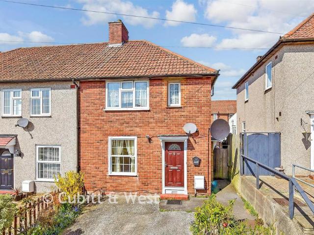 Flat for sale in London Borough of Merton, Greater London