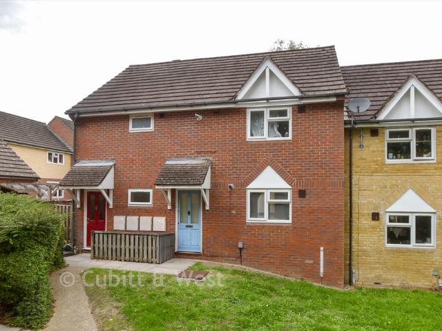 Flat for sale in Broadfield, Crawley