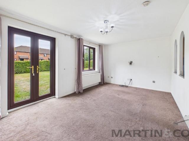 Flat for rent in Frogmore, Five Acres