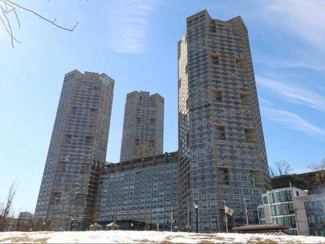 Condo for sale in Hudson, New Jersey