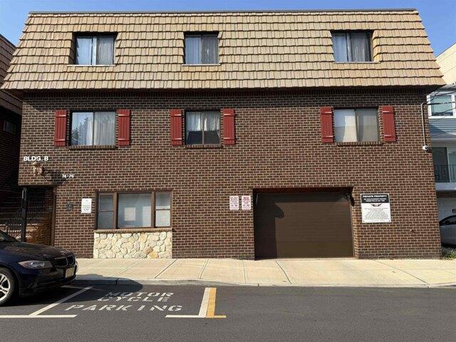 Condo for sale in Hudson, New Jersey