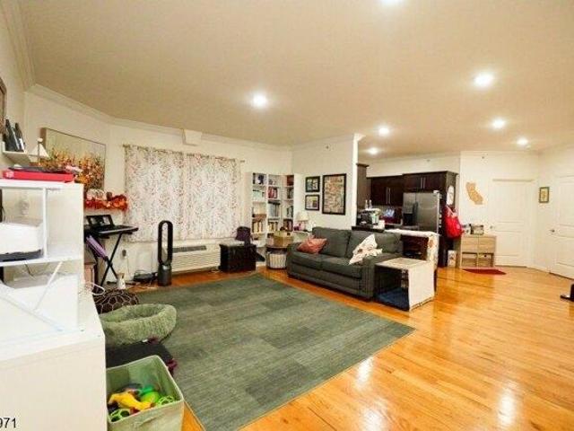 Condo for sale in Hudson, New Jersey