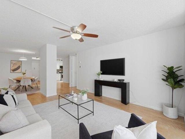 Condo for sale in Hudson, New Jersey