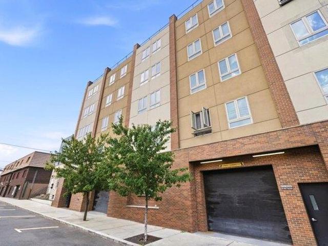 Condo for sale in Guttenberg, Hudson County