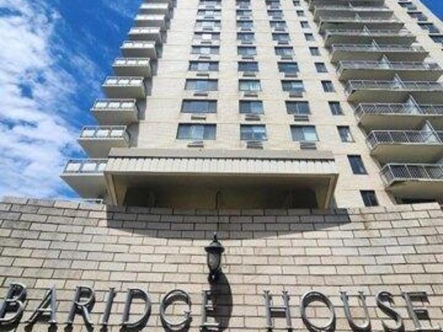 Condo for sale in Hackensack, New Jersey