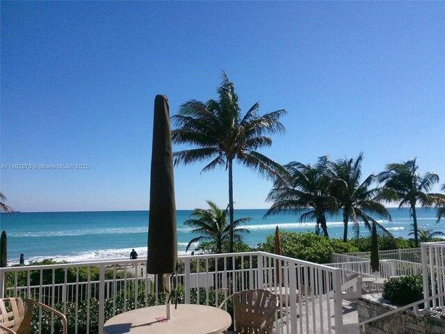 Condo for sale in Hallandale, Florida