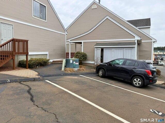 House for sale in Hamden, Connecticut