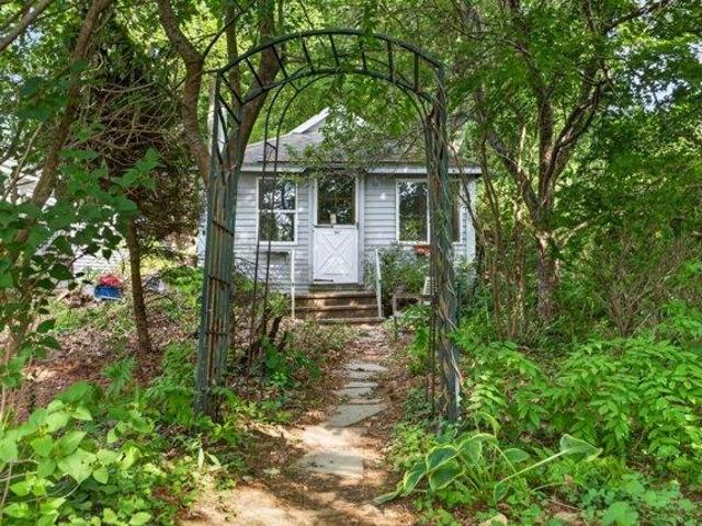 House for sale in Bailey Island, Maine