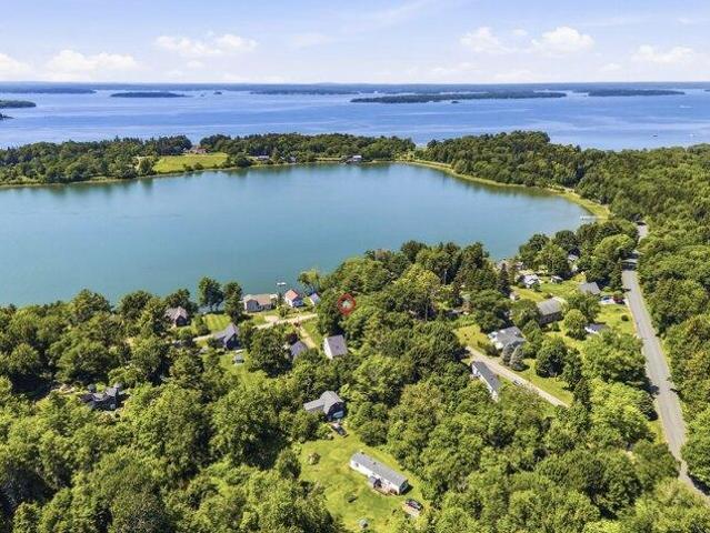 House for sale in Bailey Island, Maine