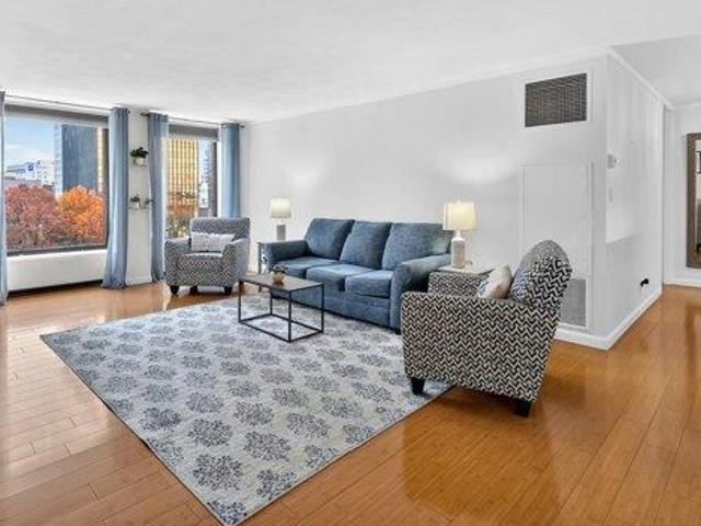 Condo for sale in Hartford, Connecticut