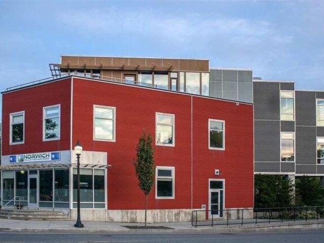 Condo for sale in Plantsville, Vermont