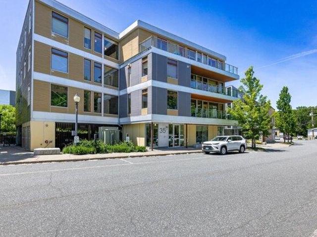Condo for sale in Plantsville, Vermont