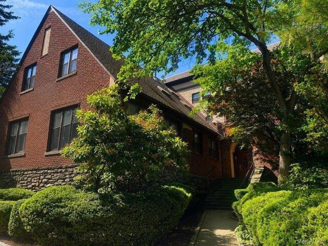 Condo for sale in Hartsdale, New York