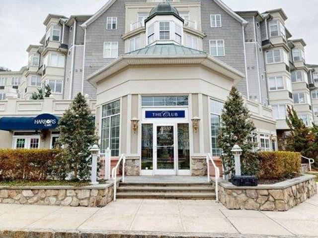 Condo for sale in Rockland, New York