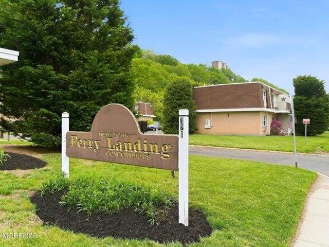 Condo for sale in Monmouth, New Jersey