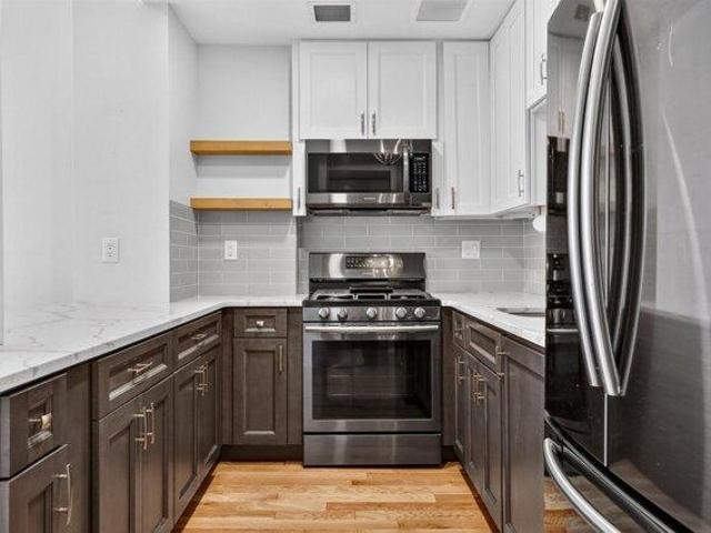 Condo for sale in Hudson, New Jersey