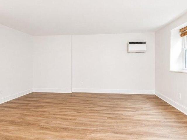 Condo for sale in Hudson, New Jersey