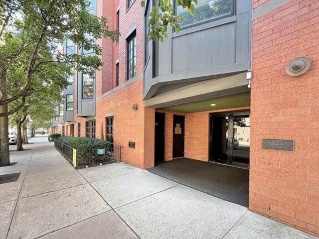 Condo for sale in Hudson, New Jersey
